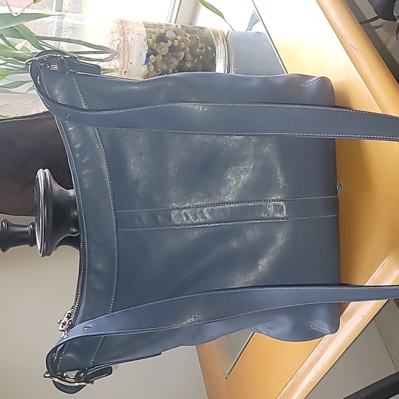 Vintage Coach Slim Legacy Blue Leather Duffle - Picture 2 of 11